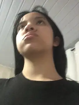 Snapshot of ashleyy20 chatting on February 20, 2026, 3:14 pm ashleyy20 online show from February 20, 2026, 3:14 pm