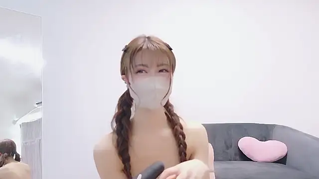 Snapshot of -Nyanko-chan- chatting on February 22, 2026, 10:22 pm -Nyanko-chan- online show from February 22, 2026, 10:22 pm