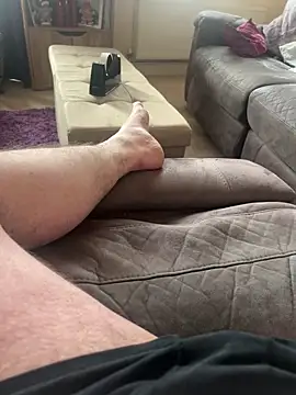 Snapshot of different-strokes chatting on December 22, 2025, 2:28 pm different-strokes online show from December 22, 2025, 2:28 pm