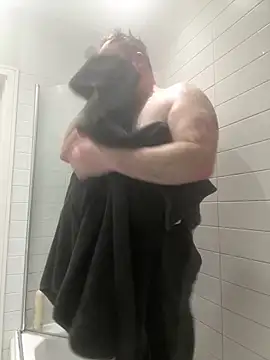 Snapshot of different-strokes chatting on November 5, 2025, 5:16 pm different-strokes online show from November 5, 2025, 5:16 pm