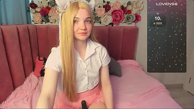 AnimeAlica18 online show from October 19, 2025, 2:25 am