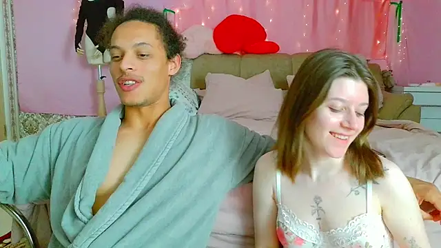 Marinaxmonroe online show from May 30, 2026, 9:53 pm