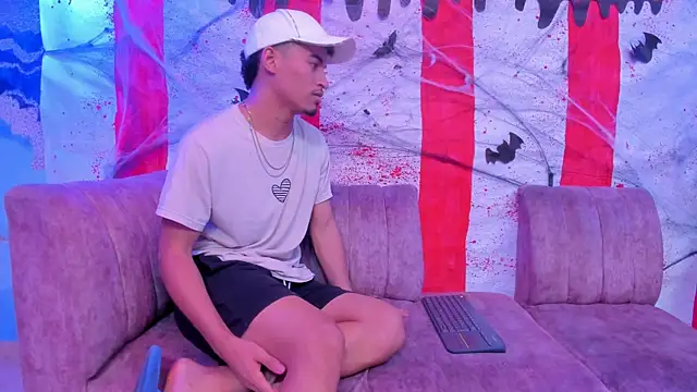 Brownie Lovers online show from October 22, 2025, 1:32 pm