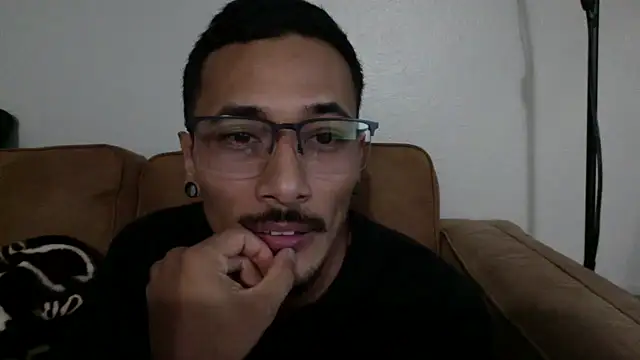 tanjir020 online show from October 2, 2025, 7:56 am