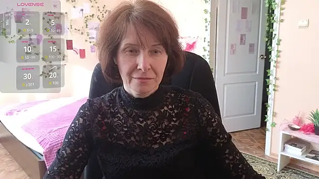 Snapshot of Lia_Tito chatting on February 11, 2026, 7:41 am Lia Tito online show from February 11, 2026, 7:41 am