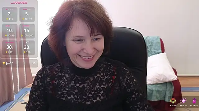 Snapshot of Lia_Tito chatting on February 4, 2026, 8:20 am Lia Tito online show from February 4, 2026, 8:20 am