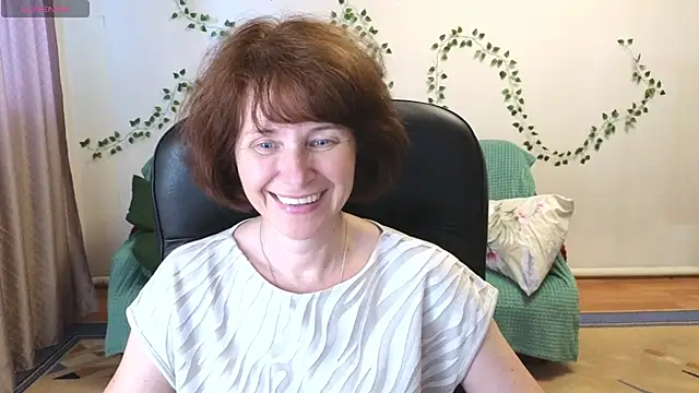 Snapshot of Lia_Tito chatting on July 6, 2026, 12:56 pm Lia Tito online show from July 6, 2026, 12:56 pm
