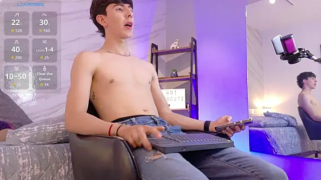 mathias saenz online show from April 4, 2026, 7:31 pm