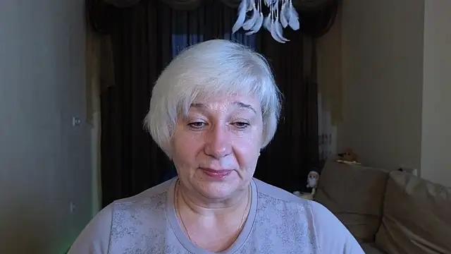 Snapshot of Milana_Milky chatting on November 6, 2025, 5:11 am Milana Milky online show from November 6, 2025, 5:11 am