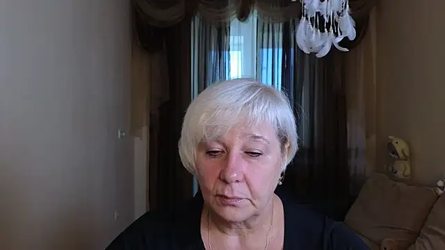 Snapshot of Milana_Milky chatting on October 2, 2025, 5:11 am Milana Milky online show from October 2, 2025, 5:11 am