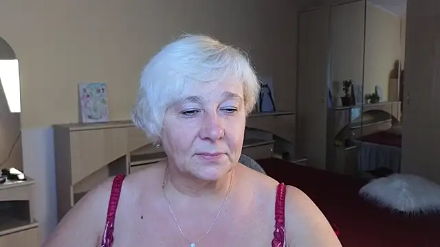 Snapshot of Milana_Milky chatting on September 16, 2025, 5:08 am Milana Milky online show from September 16, 2025, 5:08 am