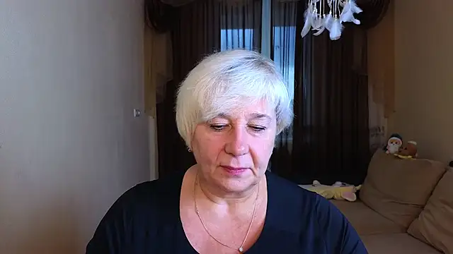 Snapshot of Milana_Milky chatting on October 10, 2025, 5:08 am Milana Milky online show from October 10, 2025, 5:08 am