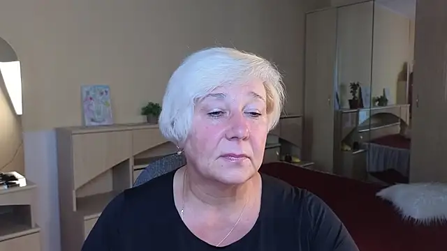 Snapshot of Milana_Milky chatting on September 14, 2025, 6:03 am Milana Milky online show from September 14, 2025, 6:03 am