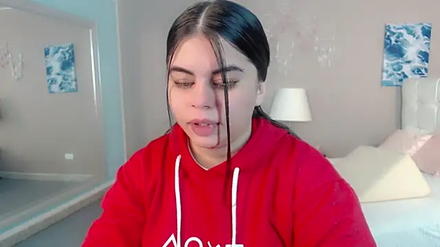 Snapshot of maddissonivanova chatting on February 17, 2026, 7:11 pm maddissonivanova online show from February 17, 2026, 7:11 pm