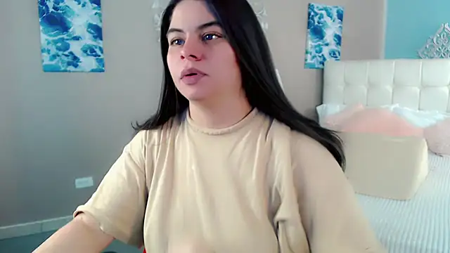 Snapshot of maddissonivanova chatting on January 18, 2026, 7:06 pm maddissonivanova online show from January 18, 2026, 7:06 pm