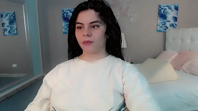 Snapshot of maddissonivanova chatting on February 14, 2026, 7:03 pm maddissonivanova online show from February 14, 2026, 7:03 pm