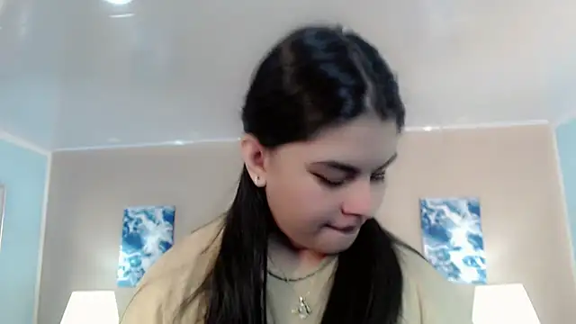 Snapshot of maddissonivanova chatting on February 23, 2026, 7:03 pm maddissonivanova online show from February 23, 2026, 7:03 pm