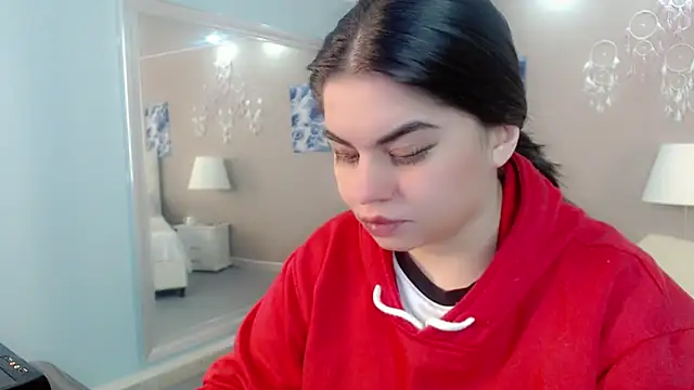 Snapshot of maddissonivanova chatting on February 11, 2026, 7:03 pm maddissonivanova online show from February 11, 2026, 7:03 pm