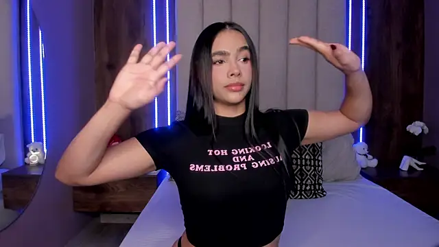 LucySalvatore  online show from April 11, 2026, 3:03 am