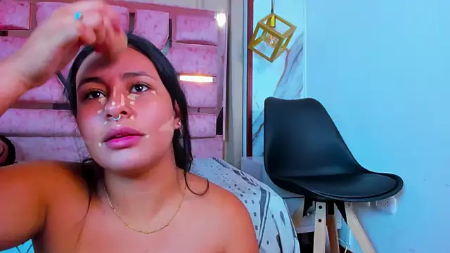 Snapshot of SamaelAndLilitt chatting on October 8, 2025, 10:28 am SamaelAndLilitt online show from October 8, 2025, 10:28 am