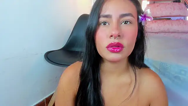 Snapshot of SamaelAndLilitt chatting on October 2, 2025, 7:34 am SamaelAndLilitt online show from October 2, 2025, 7:34 am