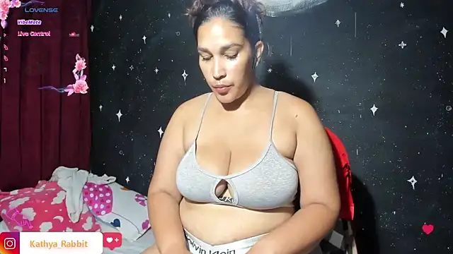 Ivy horse  online show from April 10, 2026, 1:45 am