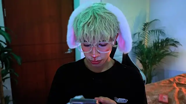 taichi bluy online show from October 26, 2025, 3:18 am