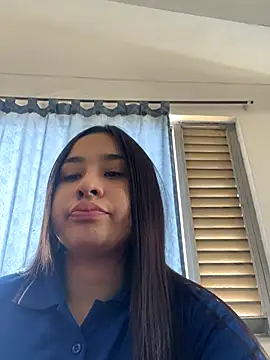 Snapshot of BELLAALEJA chatting on October 9, 2025, 3:56 pm BELLAALEJA online show from October 9, 2025, 3:56 pm