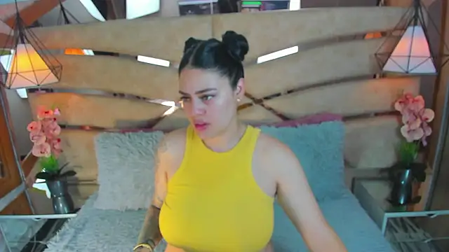 Snapshot of pamemiller1 chatting on February 15, 2026, 11:09 am pamemiller1 online show from February 15, 2026, 11:09 am