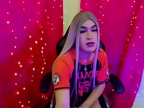 Snapshot of laxissh_X chatting on November 29, 2025, 10:32 pm laxissh X online show from November 29, 2025, 10:32 pm