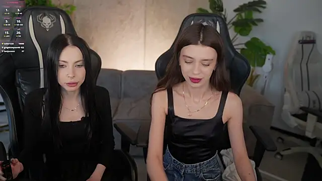 Snapshot of Regina_Sweet054 chatting on March 1, 2026, 3:23 pm Regina Sweet054 online show from March 1, 2026, 3:23 pm