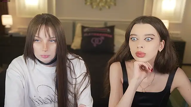 Regina Sweet054 online show from April 17, 2026, 2:20 pm