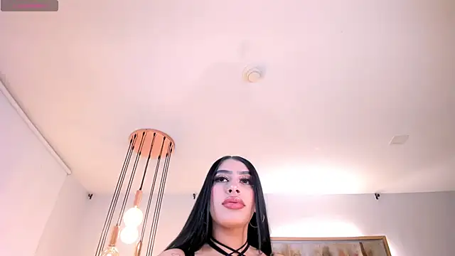 LeahLombardi  online show from October 26, 2025, 3:40 am