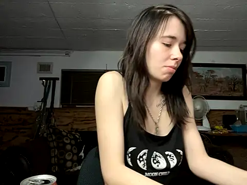 Snapshot of the_holy_t chatting on October 11, 2025, 4:08 pm the holy t online show from October 11, 2025, 4:08 pm