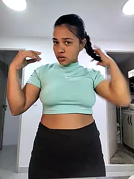 Snapshot of Eimy-04 chatting on February 16, 2026, 4:38 pm Eimy-04 online show from February 16, 2026, 4:38 pm