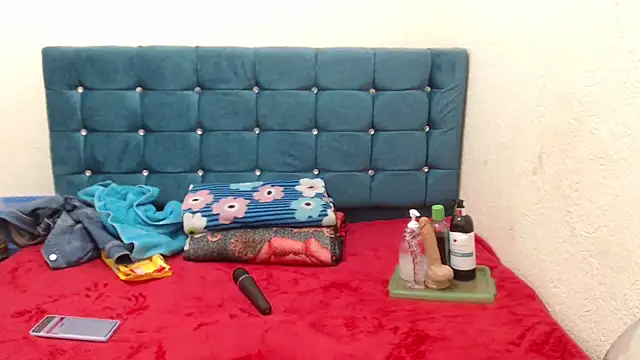 Snapshot of Yandal_Iris chatting on November 10, 2025, 7:08 pm Yandal Iris online show from November 10, 2025, 7:08 pm