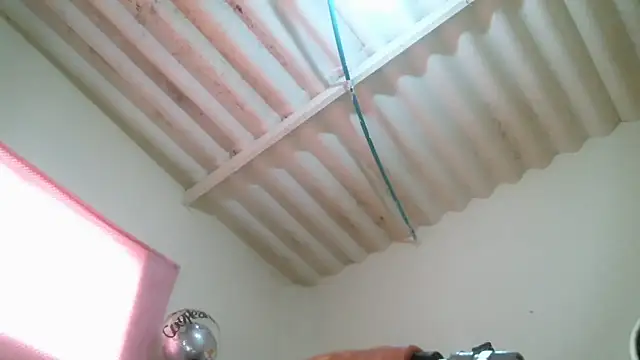 Monserrat Sweet online show from November 18, 2025, 8:56 pm