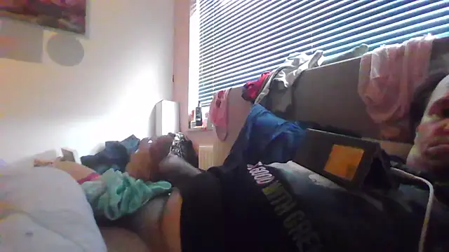 JasperGeil online show from November 9, 2025, 11:36 am