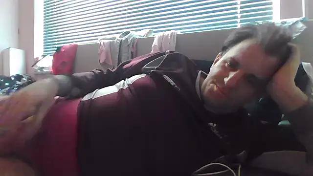 JasperGeil online show from October 27, 2025, 12:17 pm