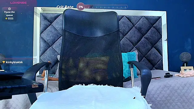 Snapshot of ebony__jheim chatting on November 15, 2025, 12:53 pm ebony jheim online show from November 15, 2025, 12:53 pm