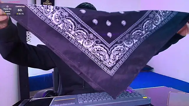 Snapshot of Lucass_love chatting on October 6, 2025, 1:23 pm Lucass love online show from October 6, 2025, 1:23 pm