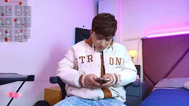 Lucass love online show from February 3, 2026, 1:05 pm