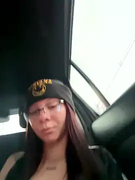 Snapshot of CleoWhite chatting on January 15, 2026, 8:34 pm CleoWhite online show from January 15, 2026, 8:34 pm