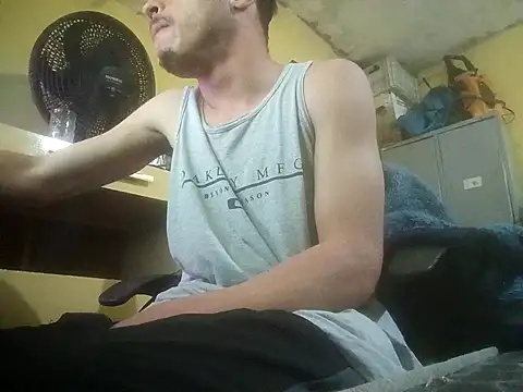 Veww1313 online show from October 8, 2025, 5:02 pm