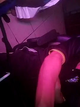 Veww1313 online show from September 15, 2025, 4:40 pm