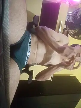 Veww1313 online show from September 29, 2025, 5:18 pm