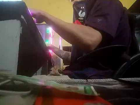 Veww1313 online show from October 7, 2025, 2:51 pm