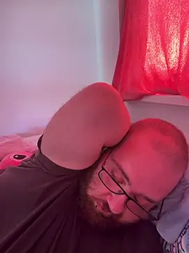 mrandmrsdarkside online show from April 9, 2026, 1:28 pm