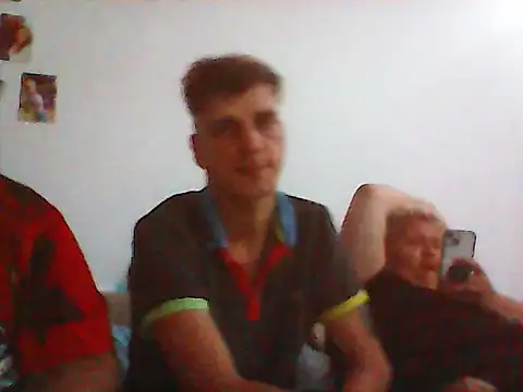 mrandmrsdarkside online show from September 10, 2025, 8:08 pm