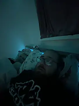 mrandmrsdarkside online show from April 10, 2026, 9:55 pm